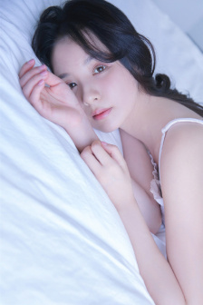 通房生存手册